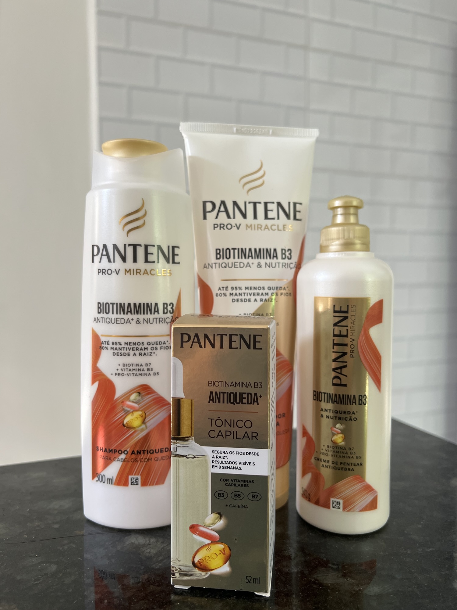 Testei a linha Pantene Biotinamina B3 Antiqueda+ e aqui está minha experiência completa